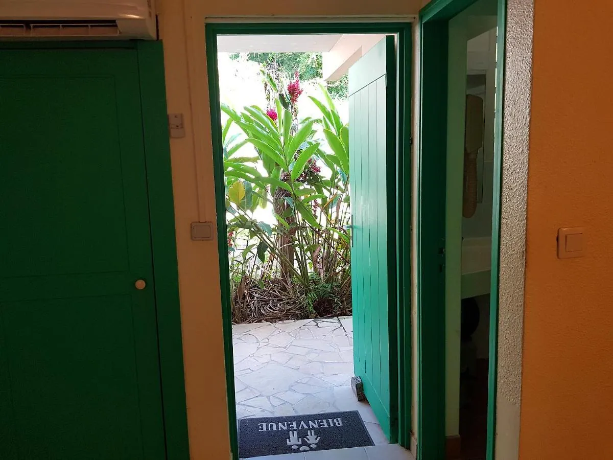 Studio En Bord De Mer A Sainte Anne 25 M² Avec Jardin Caritan 公寓